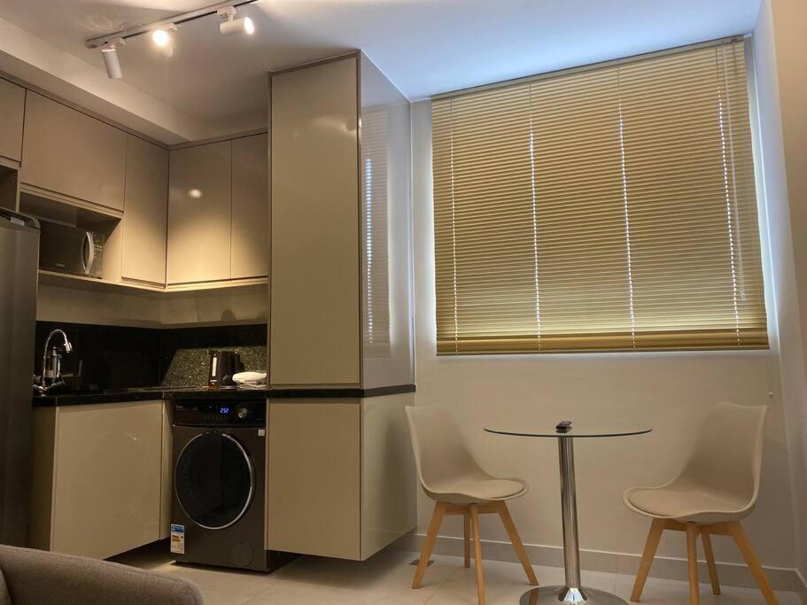 Apartamento Studio Completo - Proximo A Savassi Белу-Оризонті Екстер'єр фото